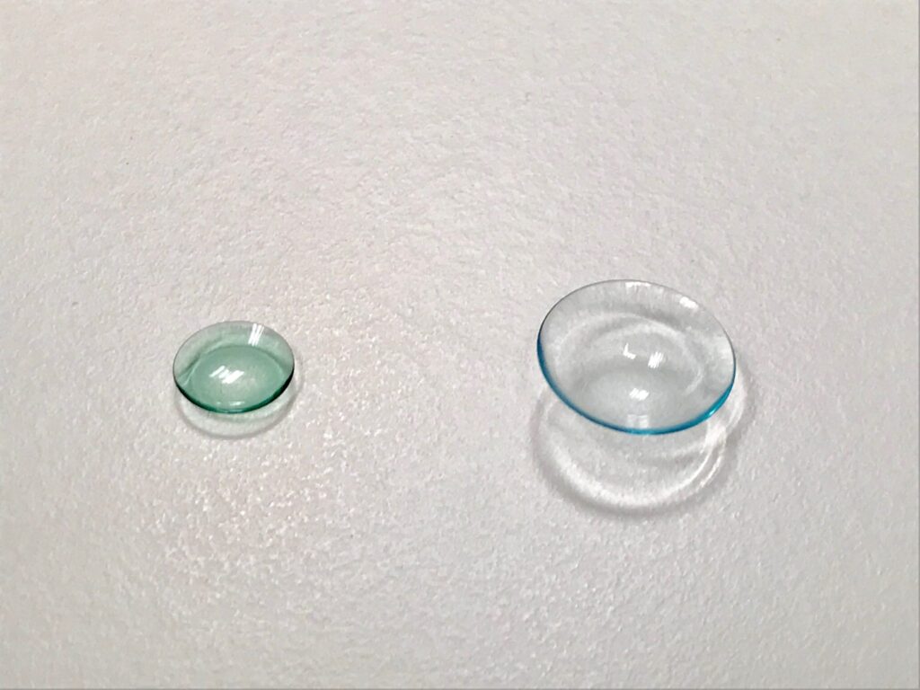 lente de contato rígida e gelatinosa