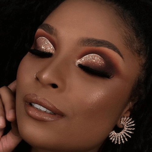 Saúde dos olhos cuidados extras ao usar maquiagem com glitter